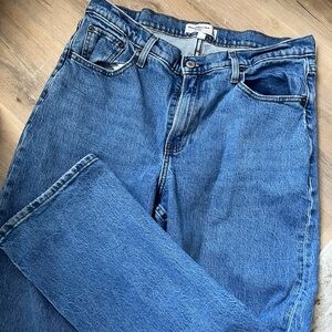 Abercrombie & Fitch Mid Rise Baggy Jeans - Curve Love